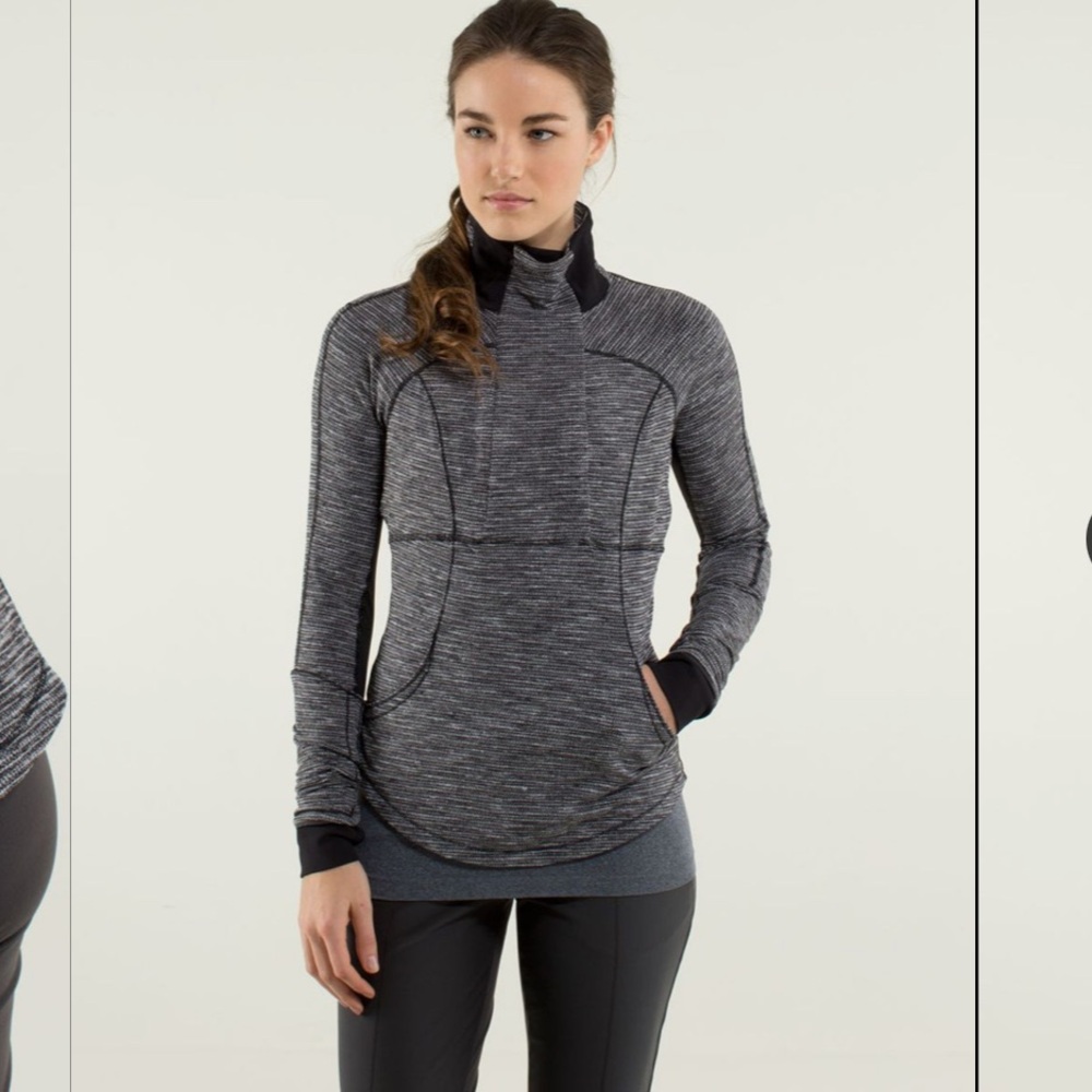 Lululemon Base Runner 1/2 Zip size 8